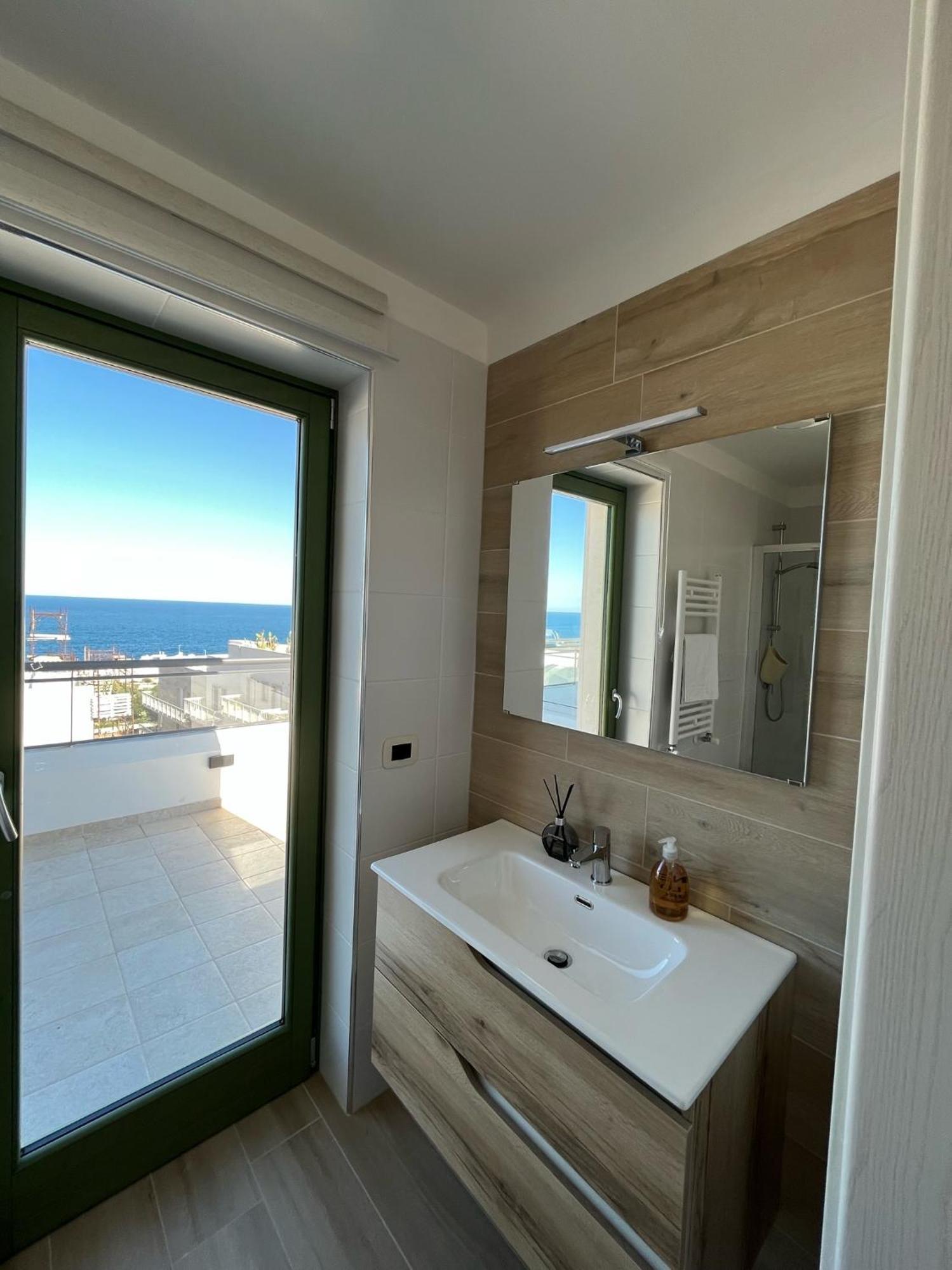 Bluenote Apartment Polignano a Mare Exterior photo